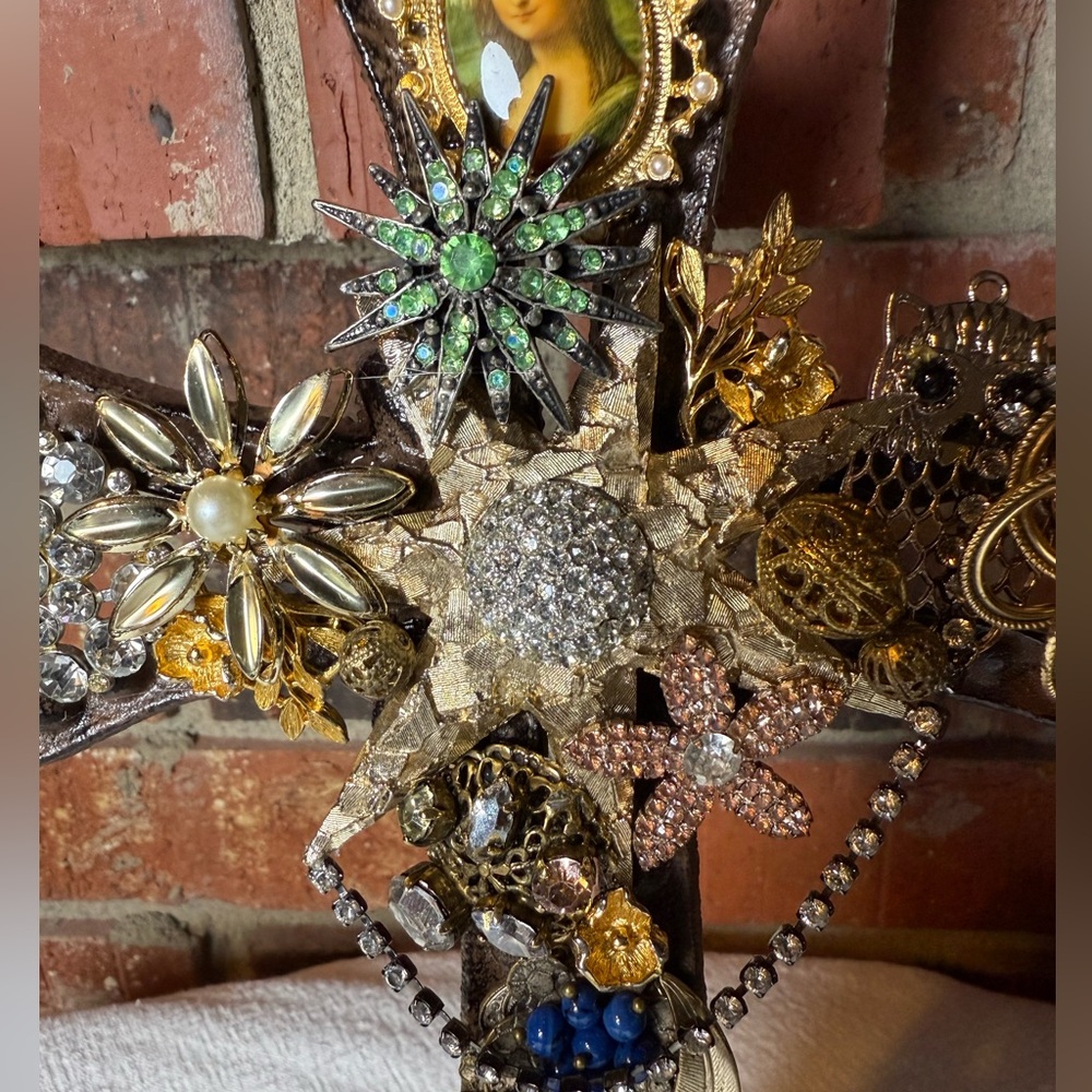 Artistic Jewel-Embellished Cross Decor VTG Jewelry Repurposed to Stunning Art - Picture 2 of 6